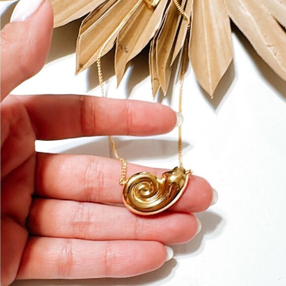 Gold geo dangle necklace M340 - Picture 5 of 5